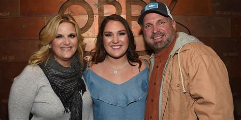 Garth Brooks Ex Wife Stuns Singer With Revelations In New Tv