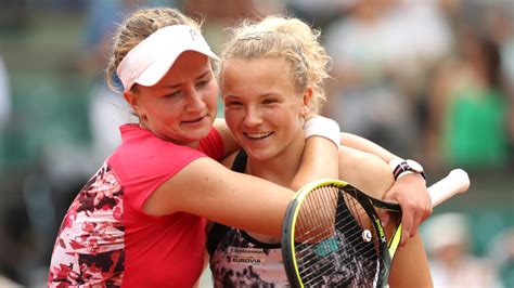 Los pro pět českých tenistek French Open: Siniakova i Krejcikova najlepsze w deblu ...