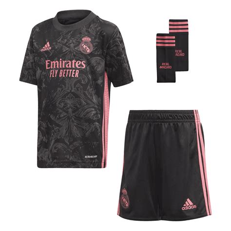 The whites begin the campaign away from home on the weekend of 14 and 15 august. Adidas Real Madrid 3rd Mini Kit 2020/2021 - Sport from ...