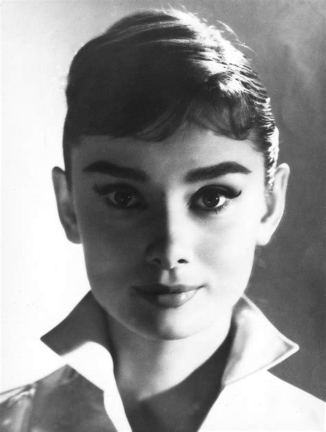 Oltre Il Mito Di Audrey Hepburn Anni Senza La Cerbiatta Di Hollywood ArtsLife