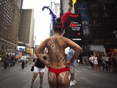 Times Squares Naked Ladies On The Run As New York Mayor