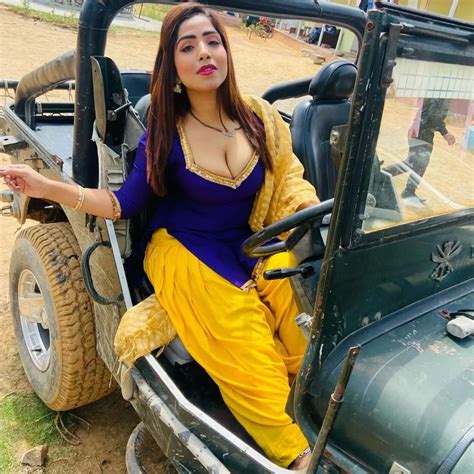 Hot And Bold Aayushi Jaiswal Web Series List With Sexy Photo