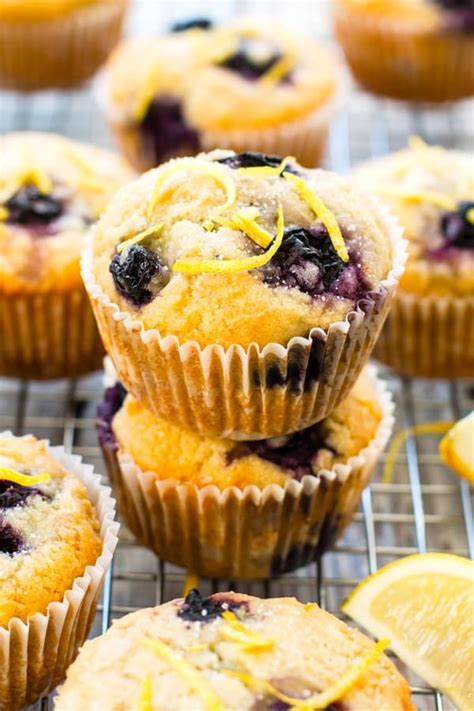 6 simple ingredients and less than 20 minutes of cooking. Healthy Lemon Blueberry Muffins are refined sugar-free, gluten-free, and a super y… | Lemon ...