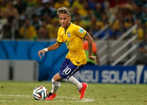 Neymar Gets Shoved In Back Scores For Brazil 