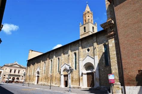 Provincia Di Teramo Chiesa Di Smaria Assunta Cattedrale Ad Atri