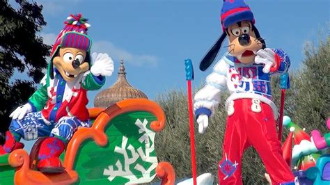 Goofy Max Santa Village Parade 2013 Tokyo Disneyland Youtube