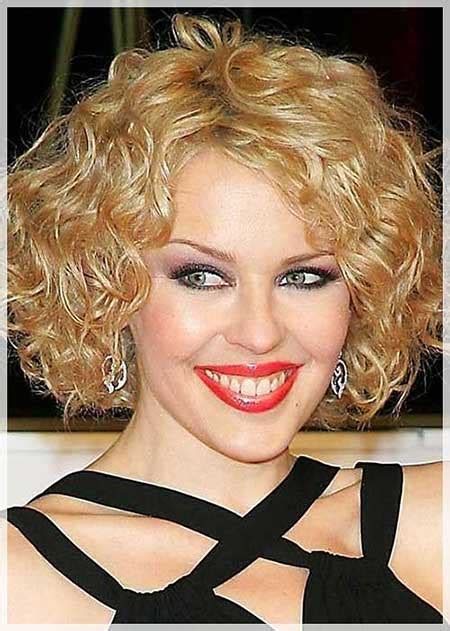 20 Eye Catching Curly And Blonde Hairstyles Short