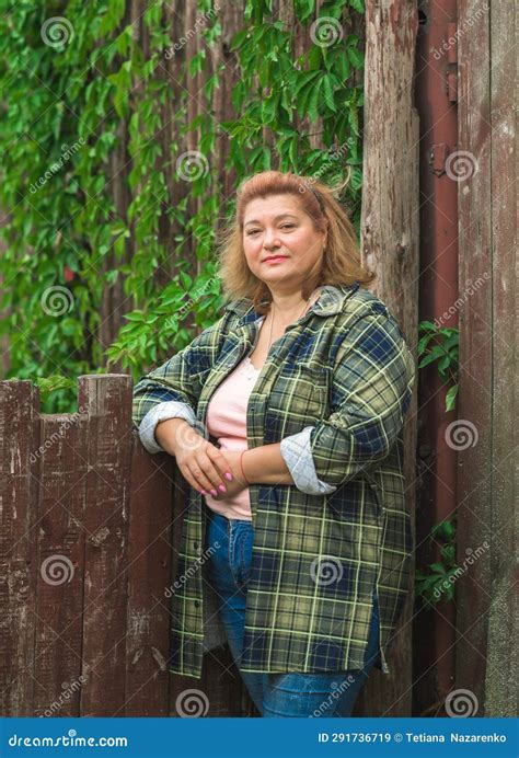 Plus Size Older Woman 50 55 Years Old Walking In City Stock Image