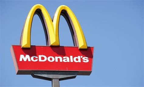 Mcdonald's is the world's largest chain of hamburger fast food restaurant. The 18 best franchises to join, according to the bfa ...