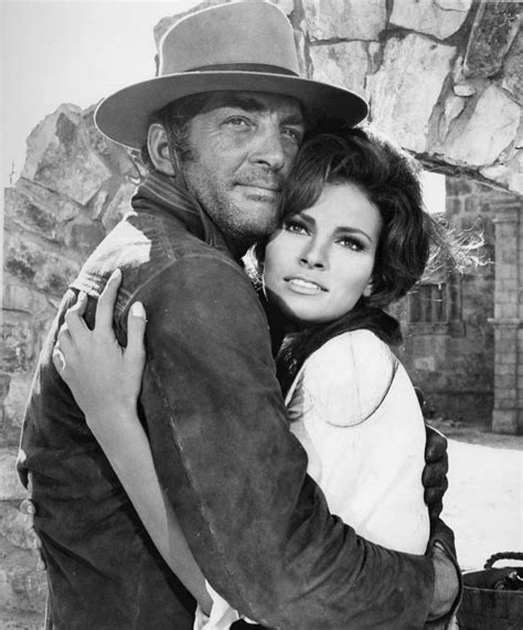 27 Raquel Welch Pictures Of The Sex Symbol Who Broke The Mold