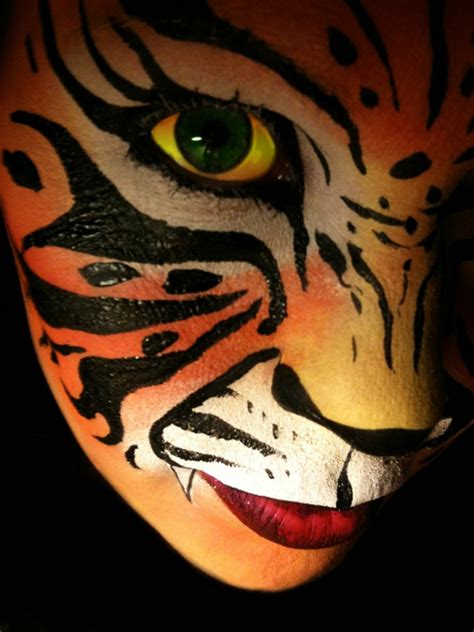 Der tiger gehört zum standardangebot beim kinderschminken. Arrrrr! Zeit für Tiger Schminken! - Archzine.net