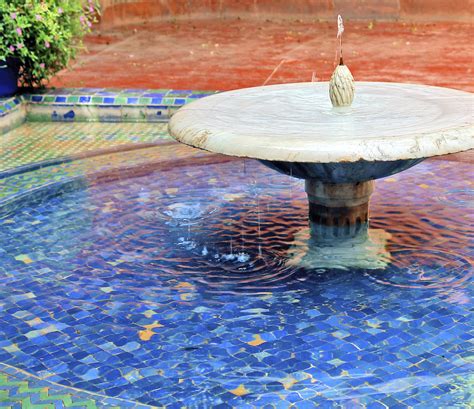 Mira Cómo Limpiar Una Fuente De Agua Decorativa Estilo De Vida Hogar Univision