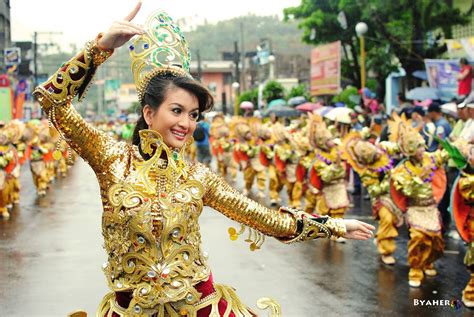 Sinulog is one of the most awaited feasts in the country held in commemoration of the santo niño or the festivities on the 14th will kickstart at 6pm, with the sinulog festival queen runway competition. Byahero: Sinulog Festival 2016 Schedule of Activities | Cebu