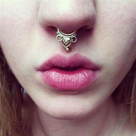 44 Beautiful Nose Piercing Ideas For Girls