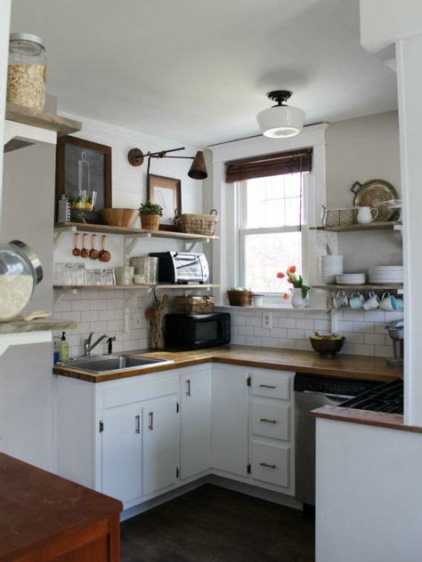 Holz arbeitsplatten machen die moderne kuche gemutlich moderne. kleine-küche-traditionell-apartment-nische-raum-u-form ...