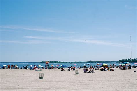 Nyc Nyc Orchard Beach In Pelham Bay Park In The Bronx