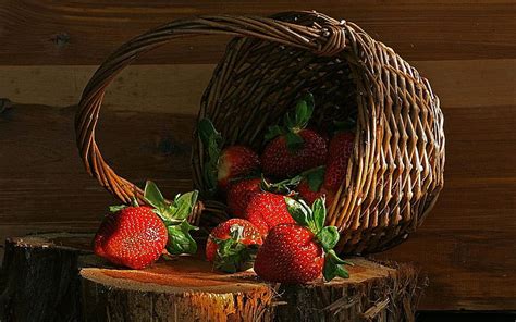 Strawberry Red Delicious Fruits Bonito Nice Basket Strawberries