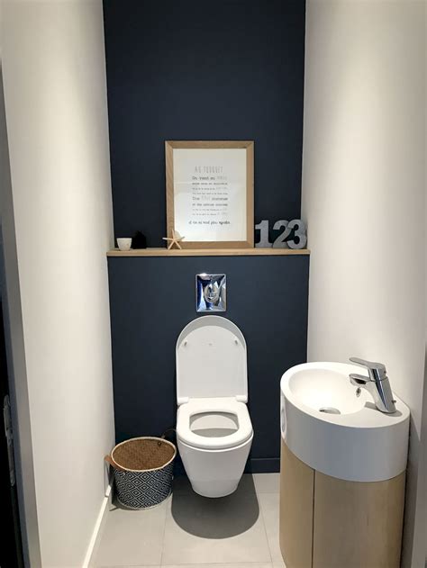 Space Saving Toilet Design for Small Bathroom Home to Z Idée déco wc