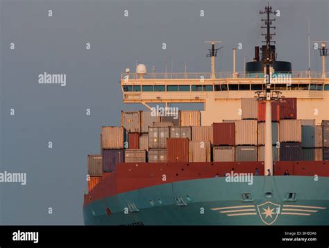 A Post Panamax Container Ship From Maersk Line Stock Photo Alamy