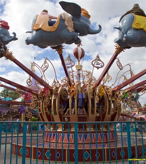 Dumbo The Flying Elephant The Mickey Wiki Your Walt Disney World