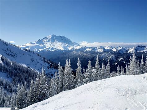 View Of Mt Rainier From Crystal Mountain Washington Oc 4032x3024