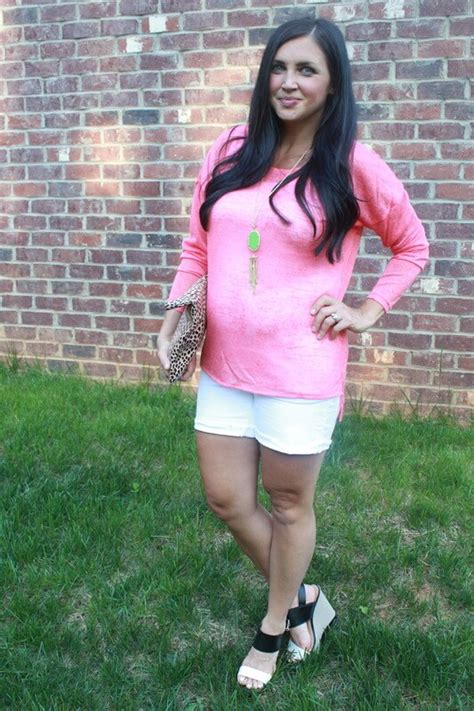 Fashion Pink And White 23 Weeks Pregnant Stilettos And Diapers