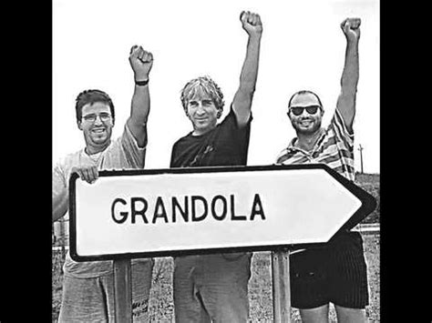 Grândola, vila morena terra da fraternidade grândola, vila morena. grandola vila morena - YouTube