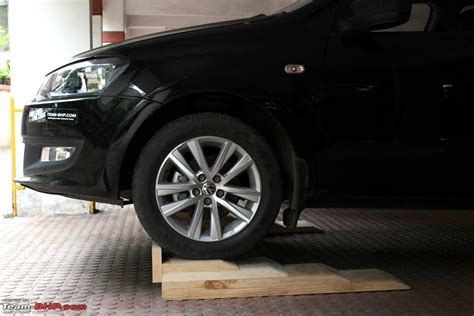 I saw a build scheme that used 2x10s. DIY: Inexpensive home-made Car Ramps - Team-BHP