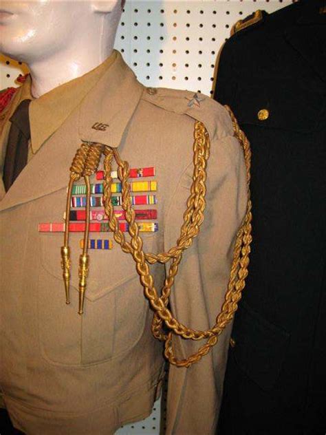 Aiguillettes For Army Generals Aides Uniforms Us Militaria Forum