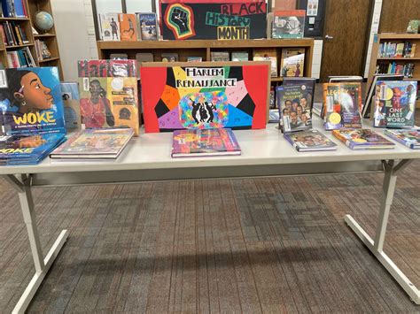 Mccombs Library Features New Genres Mccombs Middle School