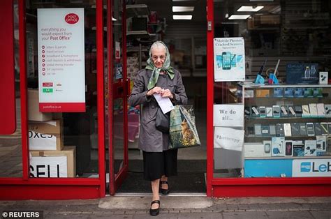 Struggling Postmasters Are To Get Salary Boost To Stop Post Offices Closing Daily Mail Online