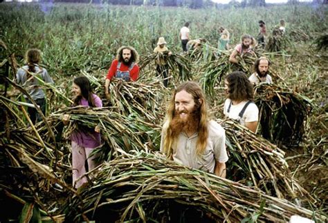 33 Pictures Of Early Hippy Organic Culture Living Off The Grid