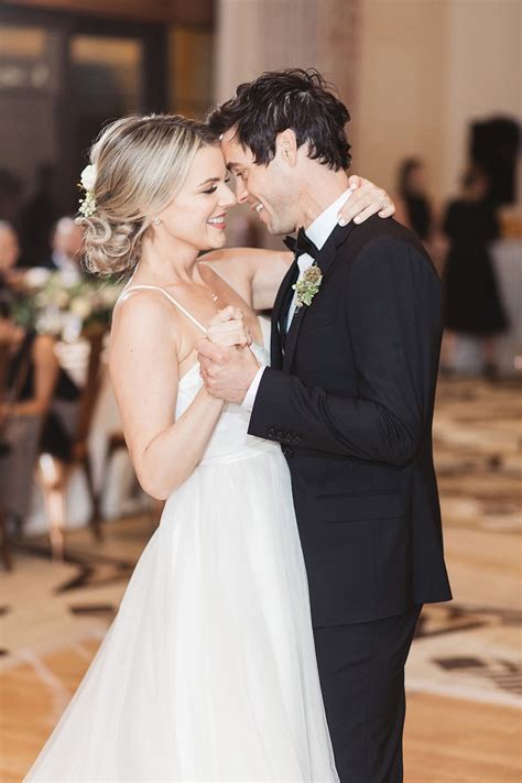 First Dance Ali Fedotowsky And Kevin Manno S Wedding Album Us Weekly