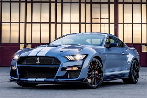 Thieves Steal 4 Brand New Ford Mustang Gt500s From Ford Plant Carbuzz