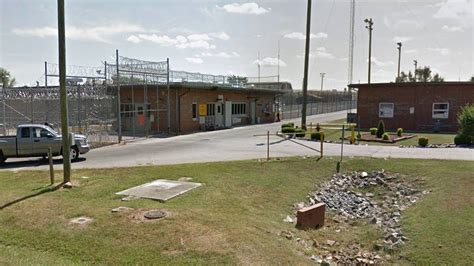 Full Covid 19 Testing Of Inmates At Nc Prison Where Nurse Died