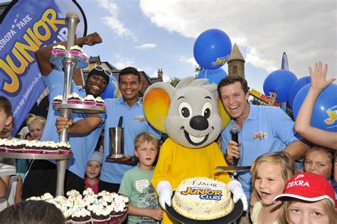 In the heart of europe, between the black forest and the vosges, lies one of the world's most beautiful theme parks. Neue App „Spielkiste" geht online - Presse | Europa-Park ...