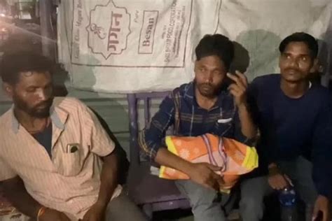 Dead Body Carrying Vehicle Forced To Carry New Born Sons Body In Bag As Govt Hospital Denied