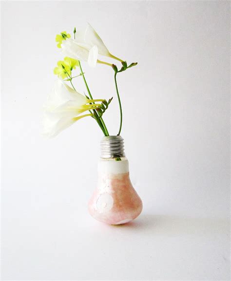 12 Charming Diy Vases That Will Make Flowers Look Even More Beautiful