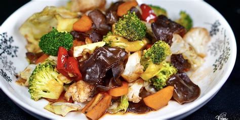 Chinese Mixed Vegetable Stir Fry With Black Funguswood Ear Mushroom
