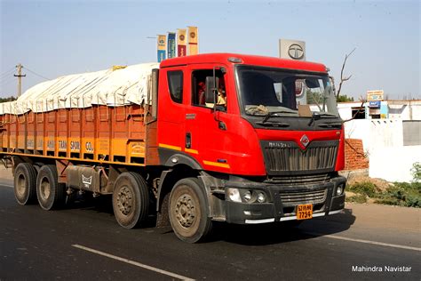 mahindra truck  bus mahindra navistar  future  indian trucking