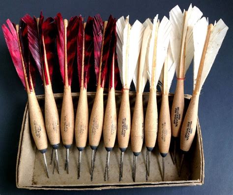 Apex Darts Vintage Wood Steel Tip No 2 Norristown Turkey Feather Box