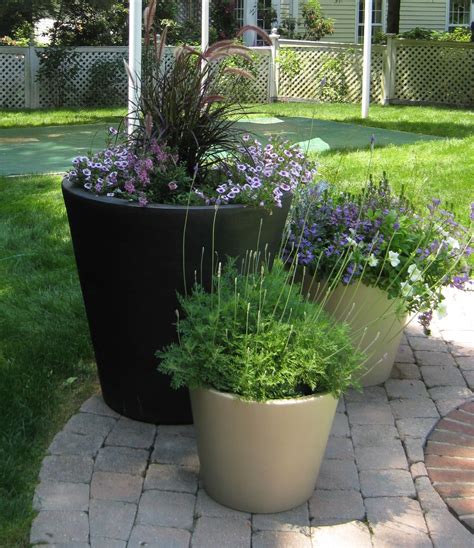 Unique Outdoor Planters For Your Garden Homesfeed