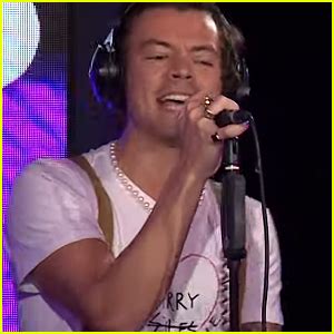 Maybe you would like to learn more about one of these? Harry Styles Covers Lizzo's 'Juice' for BBC Radio 1 Live ...