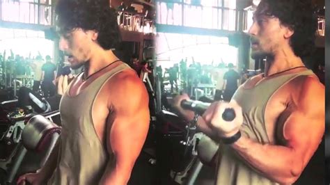 Tiger Shroff S Hard Workout In GYM For Baaghi 2 YouTube