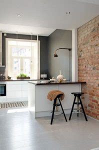 inspirasi dinding dapur bata bikin tampilan makin unik sisiruang