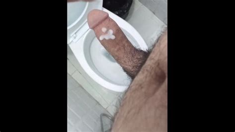 Man Creams His Strong Dick In The Toilet And Masturbate Untill He Pie
