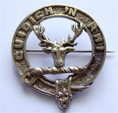 Antique Scottish Clan Mackenzie Badge Cuidich N Rhi Brooch The