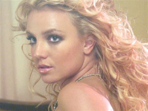 Beautiful Britney Wallpaper Britney Spears Wallpaper 10342210 Fanpop