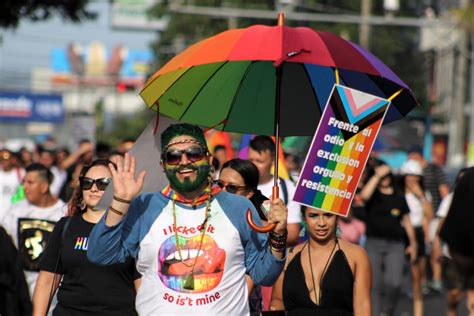 fotos así fue el desfile del orgullo gay en san salvador el metropolitano digital