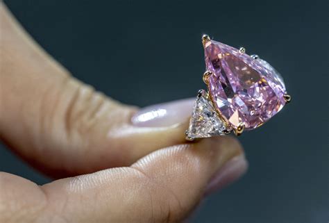 Vivid Pink Diamond Could Go For 35 Million At Auction
